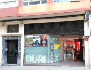 Duplex Cinema